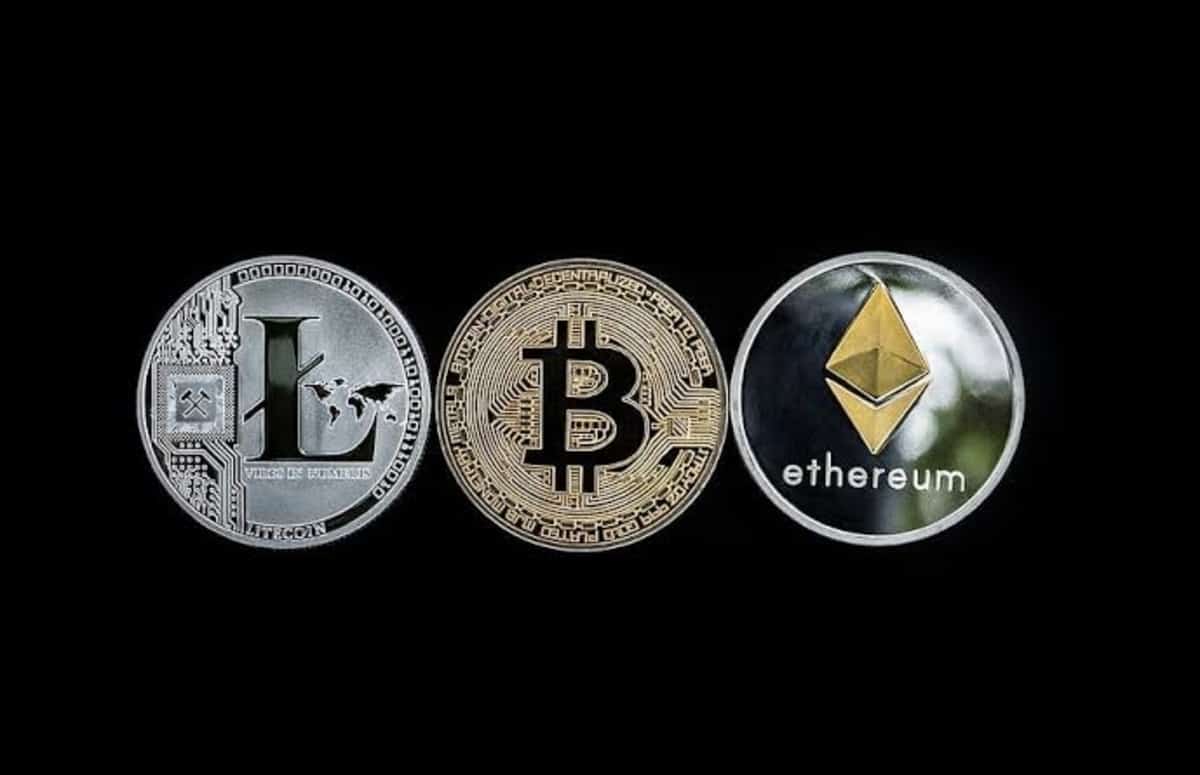 Time For Altcoins to Shine As Bitcoin Dominance All Set to Break Support