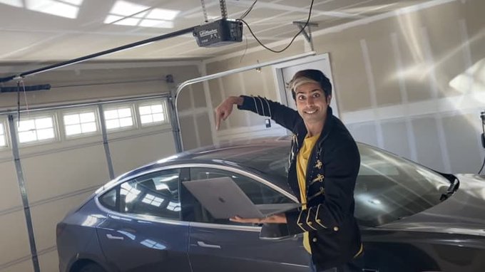 Tesla-Owner-Mines-Up-To-800-A-Month-In-Crypto-With-His-Car