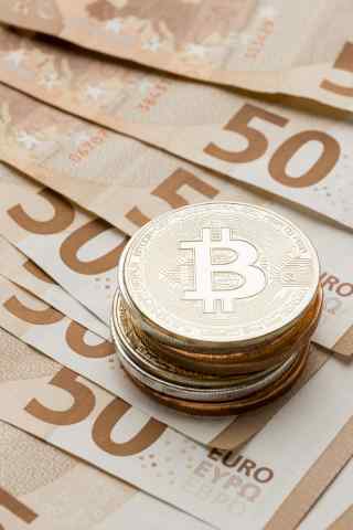 Coinbase Removes Cryptocurrency Pages After 'Rug Pull' Warnings
