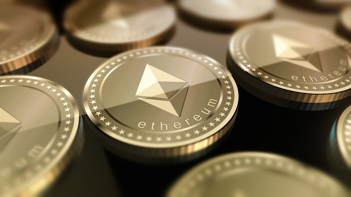 Legendary Trader “Shorts” Ethereum (ETH) to $650; Correction Ahead?