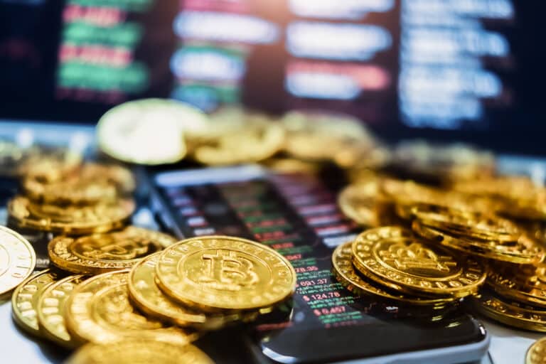 3 Solana Rivals To Turn $1 Into $100 In May