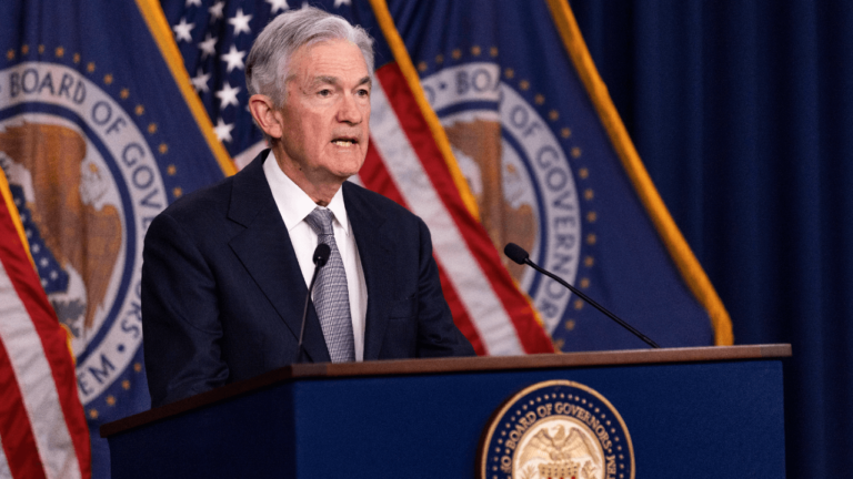 Fed Rate Cut View Shifts to September: 3 Factors That Support the Delay