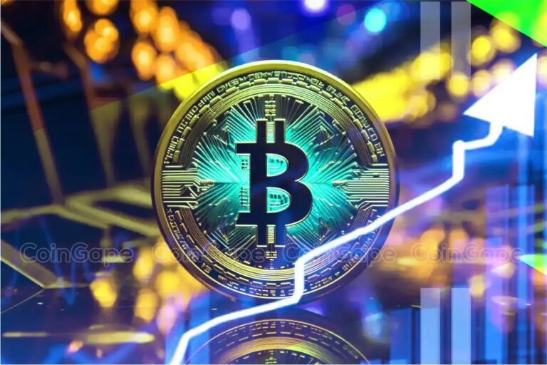 3 Reasons Why Bitcoin’s $105K Consolidation May Result in BTC Price Crash to $99K