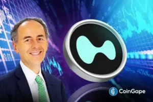 Hyperliquid gains momentum as VanEck CEO joins its ecosystem and institutions like Paxos and Frax push stablecoin proposals.